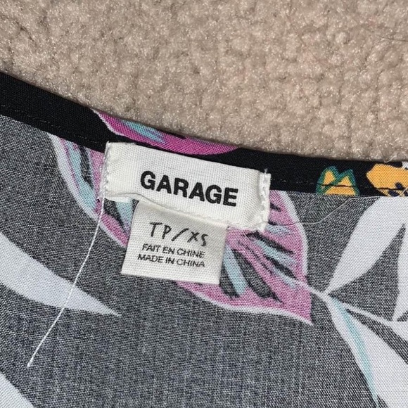 Garage top - Picture 2 of 2